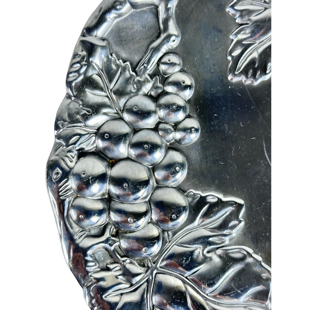 Arthur Court 2000 Aluminum Round Serving Plate Grape Design 7 7/8" Diameter - Picture 2 of 6